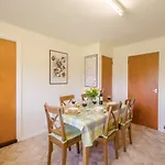 3 Bed In Oc-s30429 ホーズ